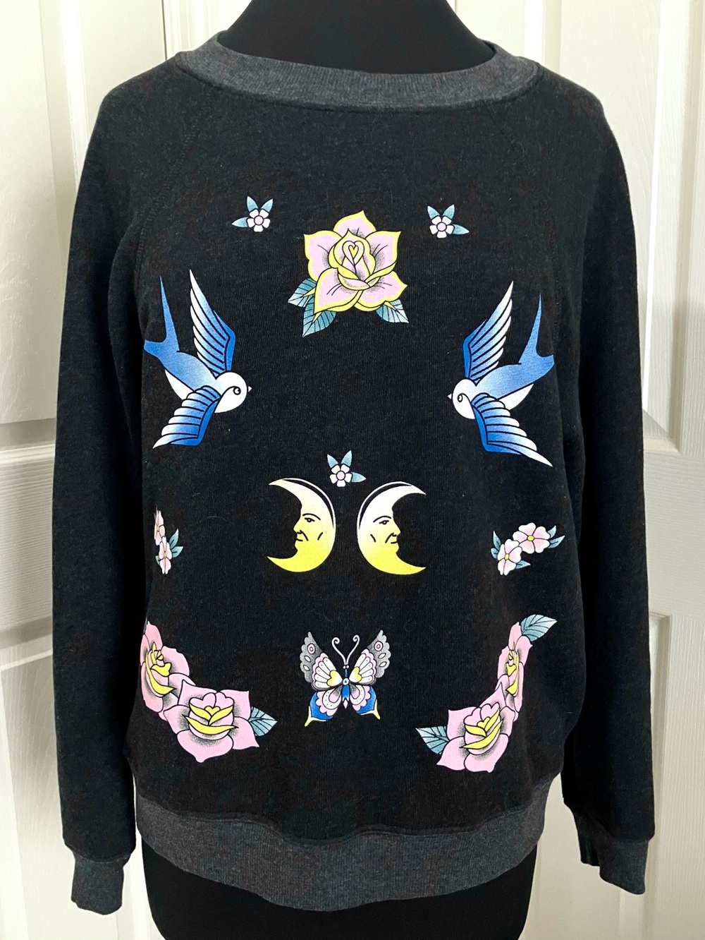 NWOT Wildfox “Flash Sommers” Oversized Graphic Tattoo Sweatshirt Black Sz. S